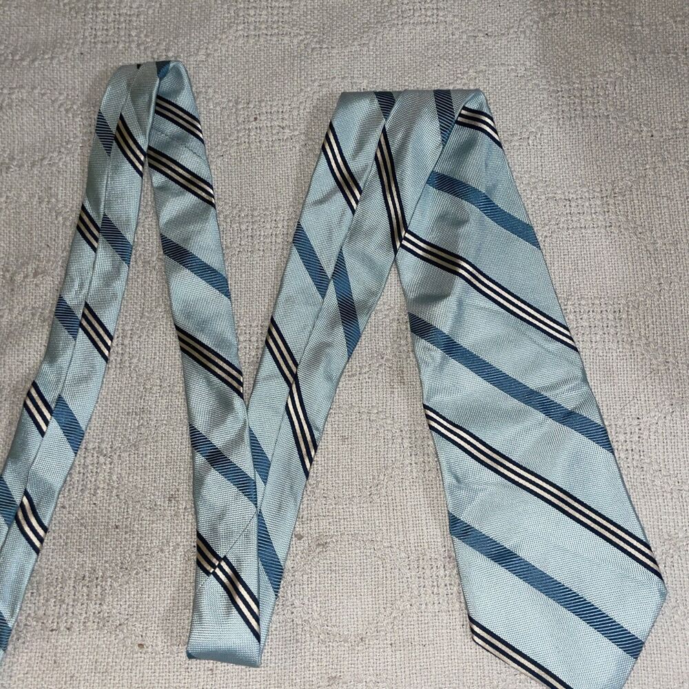 Brooks Basics Mens Dress Tie Size 56” 3.75” Blue Repp Silk Business Formal - Picture 5 of 12